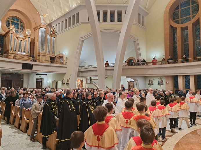 Poświęcenie organów kościele św. Jana Pawła II w Nowym Sączu