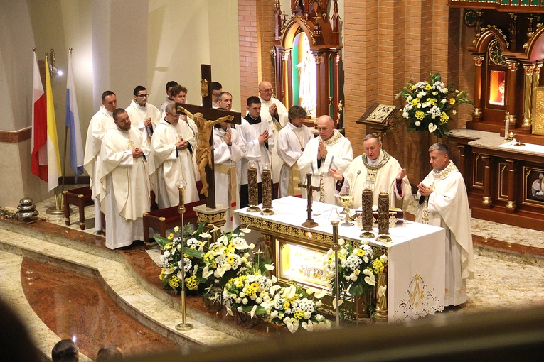Poświęcenie organów kościele św. Jana Pawła II w Nowym Sączu