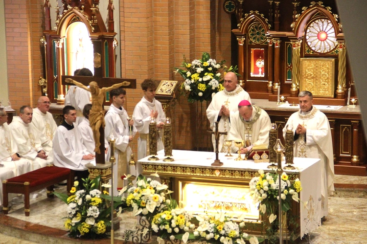 Poświęcenie organów kościele św. Jana Pawła II w Nowym Sączu