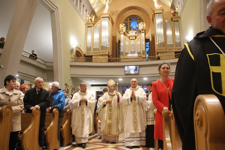 Poświęcenie organów kościele św. Jana Pawła II w Nowym Sączu