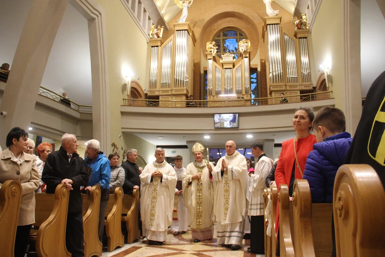 Poświęcenie organów kościele św. Jana Pawła II w Nowym Sączu