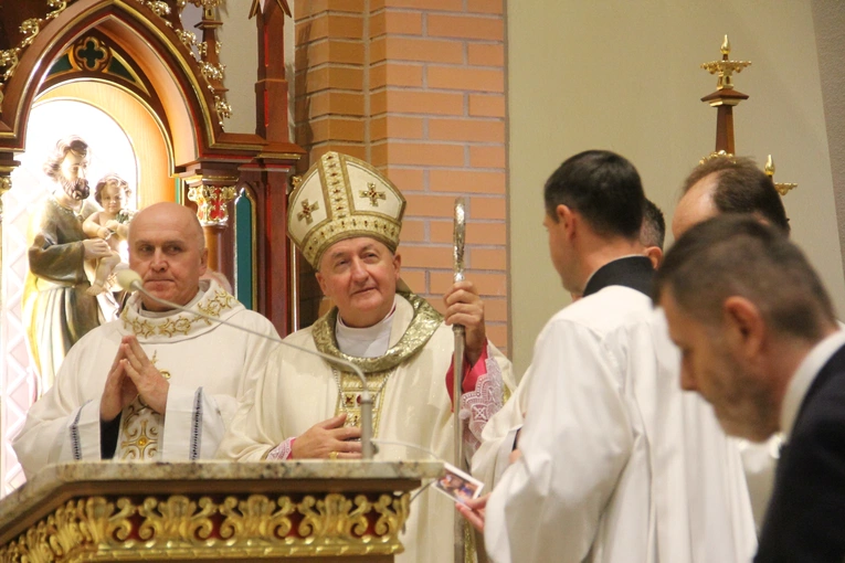 Poświęcenie organów kościele św. Jana Pawła II w Nowym Sączu
