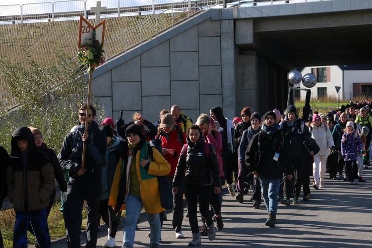 46. Piesza Pielgrzymka Wrocławska do grobu św. Jadwigi - cz. 7