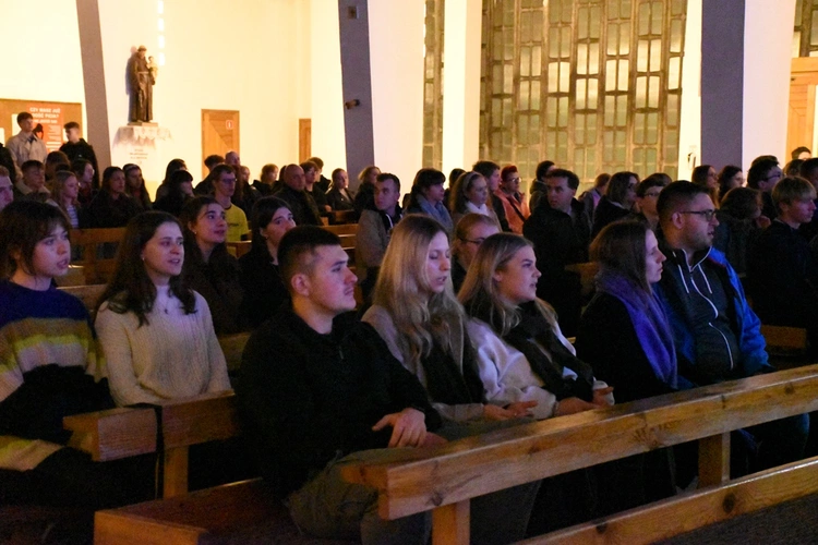 62. Wieczór Modlitwy Młodych