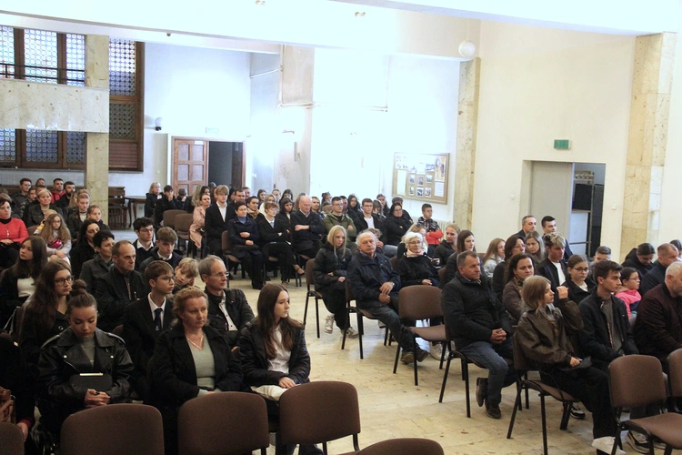 Tarnów. Stypendyści Fundacji im. abp. Jerzego Ablewicza