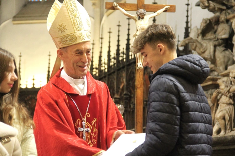 Tarnów. Stypendyści Fundacji im. abp. Jerzego Ablewicza