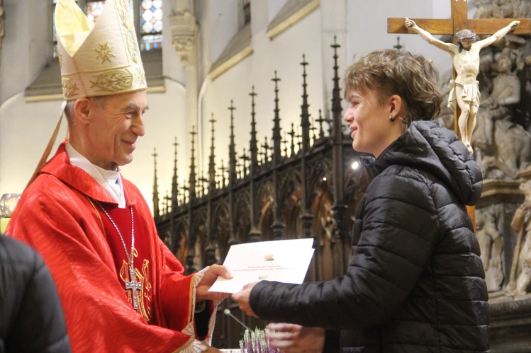 Tarnów. Stypendyści Fundacji im. abp. Jerzego Ablewicza