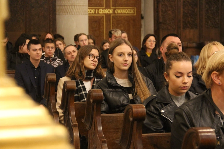 Tarnów. Stypendyści Fundacji im. abp. Jerzego Ablewicza