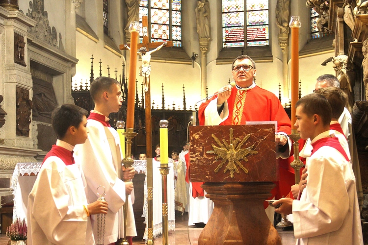 Tarnów. Stypendyści Fundacji im. abp. Jerzego Ablewicza