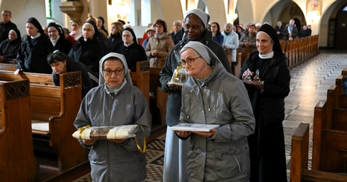 Dziękczynienie za 50 lat posługi sióstr józefitek w Afryce