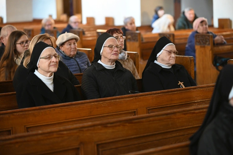 Dziękczynienie za 50 lat posługi sióstr józefitek w Afryce