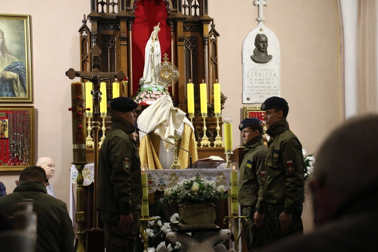 Płock. Pogrzeb dzieci zmarłych przed urodzeniem