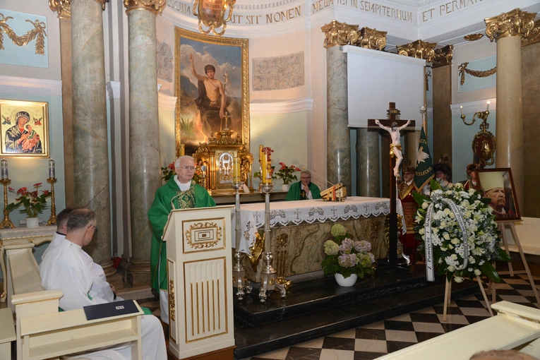 Tablica pamiątkowa ks. Jerzego Bryły