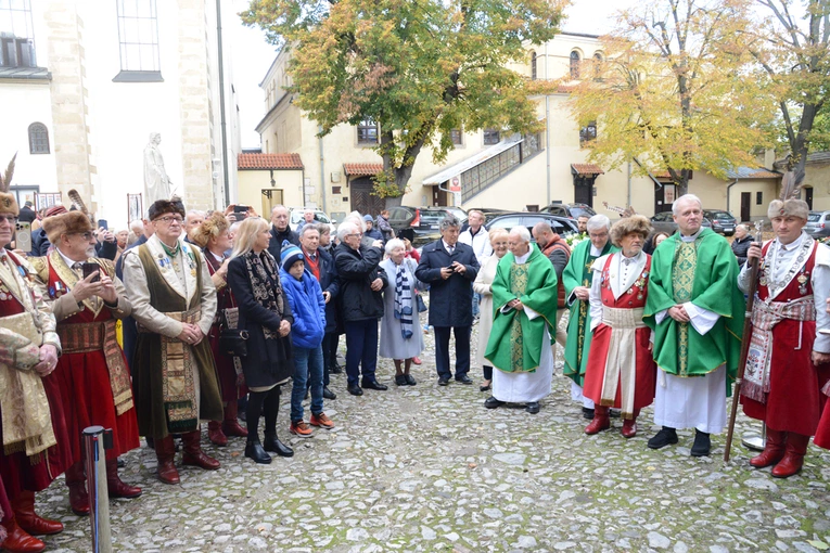 Tablica pamiątkowa ks. Jerzego Bryły