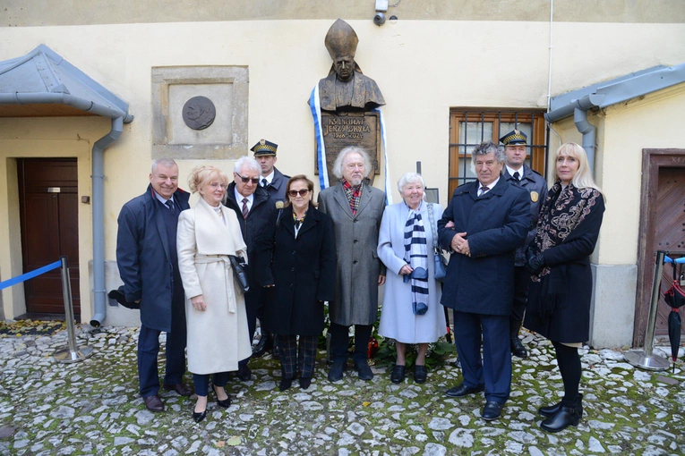 Tablica pamiątkowa ks. Jerzego Bryły