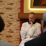 Płock. Spotkanie rodzin misjonarzy z bp. Szymonem Stułkowskim