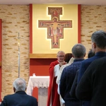 Płock. Spotkanie rodzin misjonarzy z bp. Szymonem Stułkowskim
