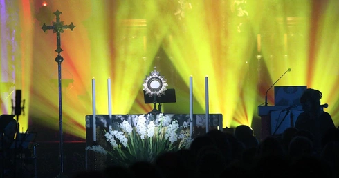 Irlandia: młodzież powraca do katolicyzmu