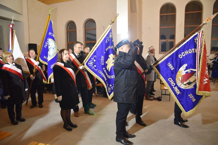 Patriotycznie i religijnie w Chojniku