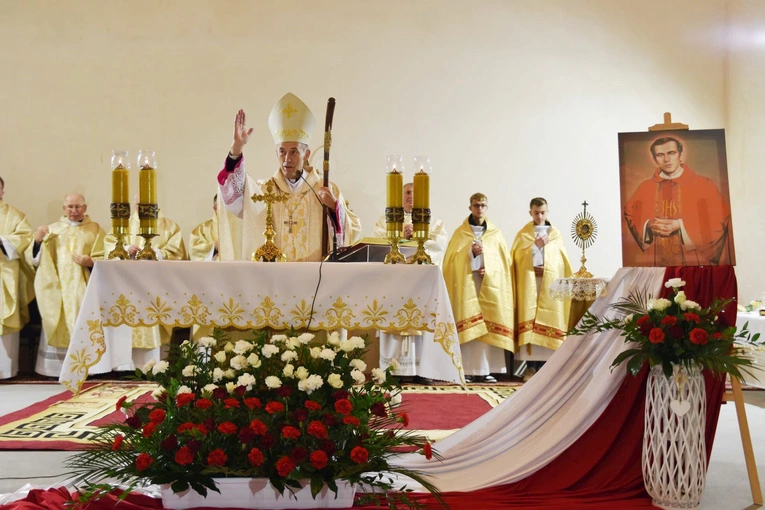 Patriotycznie i religijnie w Chojniku