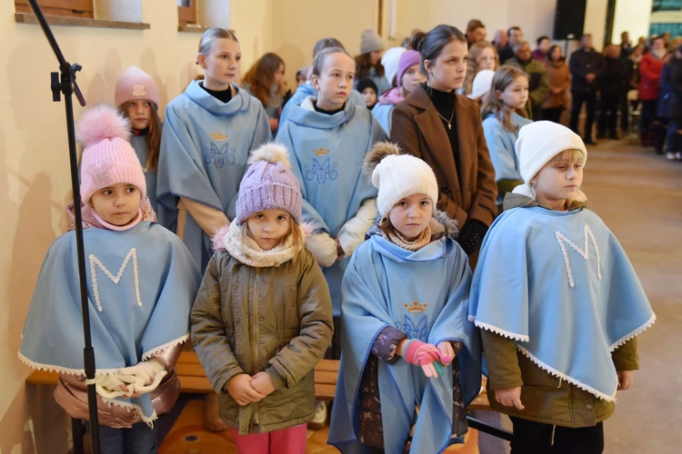 Patriotycznie i religijnie w Chojniku