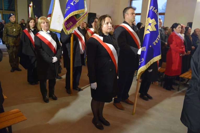Patriotycznie i religijnie w Chojniku