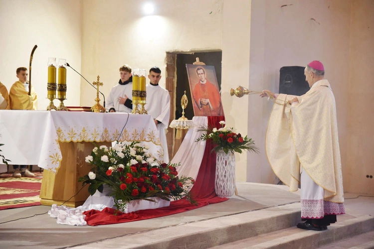 Patriotycznie i religijnie w Chojniku