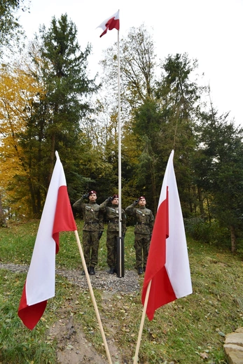 Patriotycznie i religijnie w Chojniku
