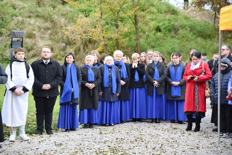 Patriotycznie i religijnie w Chojniku