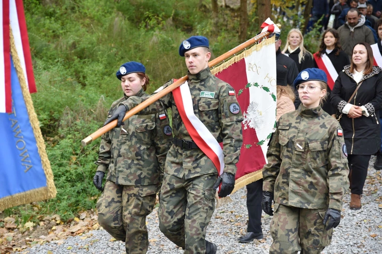 Patriotycznie i religijnie w Chojniku
