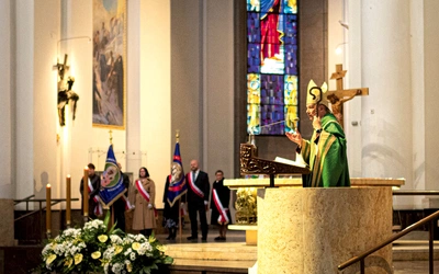 W wydarzeniu uczestniczyli przedstawiciele różnych zawodów medycznych.