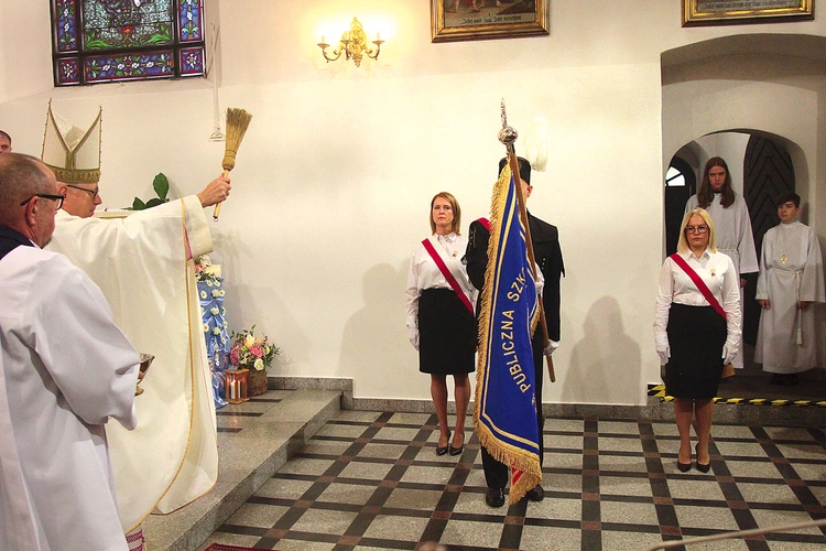 Polkowicka szkoła podstawowa istnieje od dekady.