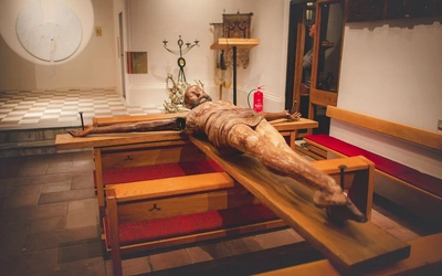 Rzeźba jest jednym z najcenniejszych zabytków sztuki sakralnej w mieście.