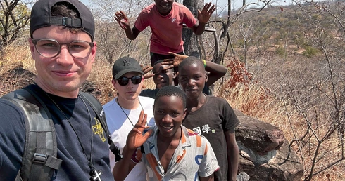 Zambia bez filtrów. Kleryk Tomasz Matuszek: tam nie ma nic pomiędzy – tylko ultrabogaci i ultrabiedni