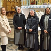Gośćmi spotkania były siostry Christine, Michelle i Paula ze wspólnoty Disciples of the Lord Jesus Christ z Pittsburgha.