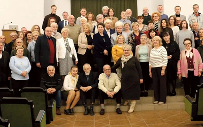  Zajęcia odbywają się w każdą drugą niedzielę miesiąca w auli św. Jana Pawła II WSD.