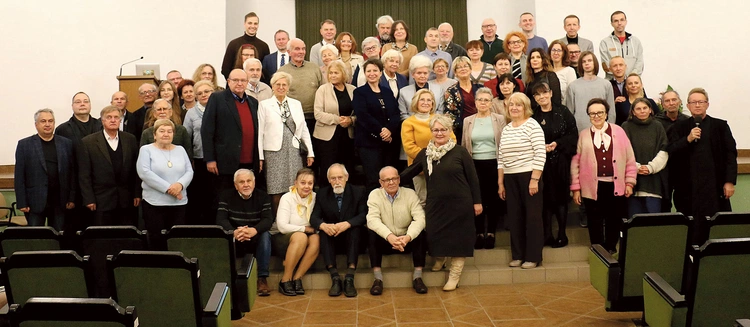  Zajęcia odbywają się w każdą drugą niedzielę miesiąca w auli św. Jana Pawła II WSD.