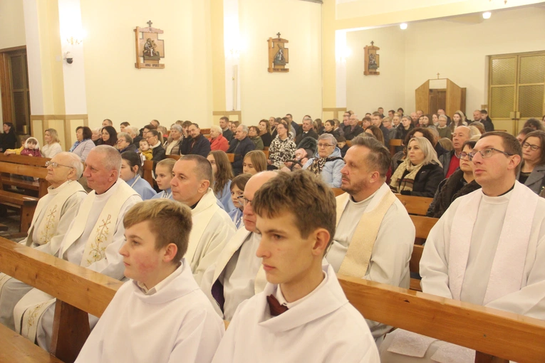 Posłanie misyjne ks. Michała Łukasika w Szymbarku