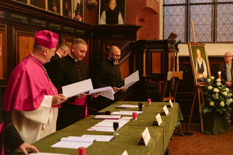 Pierwsza sesja procesu beatyfikacyjnego sługi Bożej s. Judyty Urszuli Napierskiej