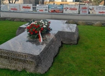 Papież pobłogosławił kamień pod muzeum bł. ks. Jerzego 