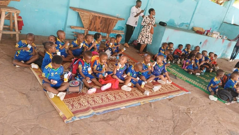 Tornister Uśmiechów dla Tanzanii 