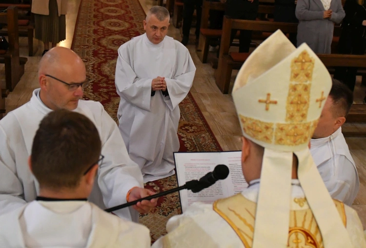 Kandydat do diakonatu stałego otrzymał posługę akolitatu