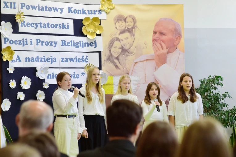XII Powiatowy Konkurs Recytatorski Poezji i Prozy Religijnej