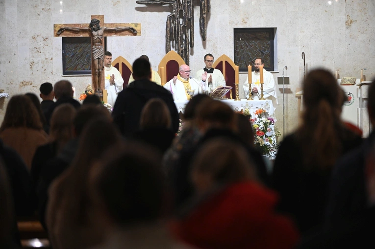 Pielgrzymka studentów i jubileusz DAR-u