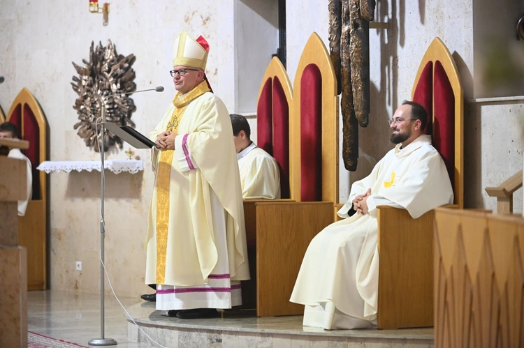 Pielgrzymka studentów i jubileusz DAR-u