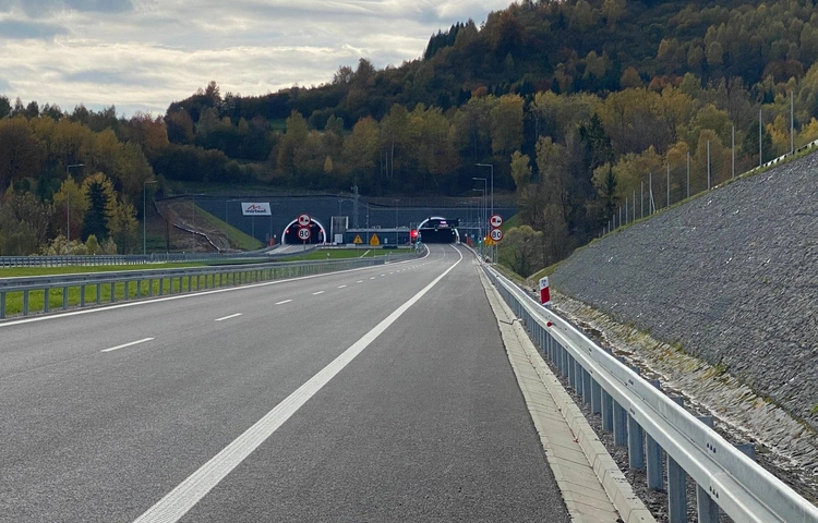 Śląskie. Lepszy dojazd z Bielska-Białej do Zwardonia. S1 między Przybędzą, a Milówką gotowa