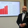 - Bardzo serdecznie dziękuję za zaufanie. Jesteśmy cały czas z ludźmi i dla ludzi - mówi ks. Damian Drabikowski. 