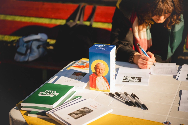 Piknik rodzinny FDNT w matemblewskim sanktuarium