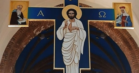 Nowy krzyż w głogowskiej kolegiacie