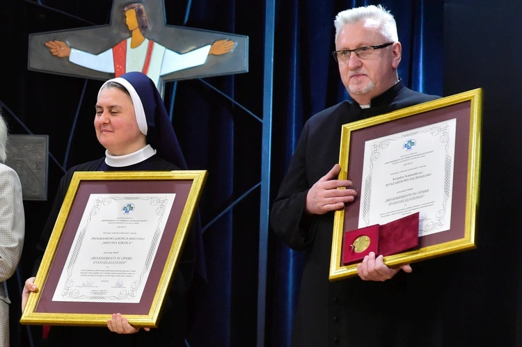 Gala wręczenia Medalu „Benemerenti in Opere Evangelizationis”
